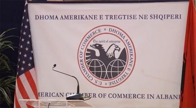 Edhe Dhoma Amerikane kundër paketës fiskale, parashikon rritje të ndjeshme të taksave për bizneset