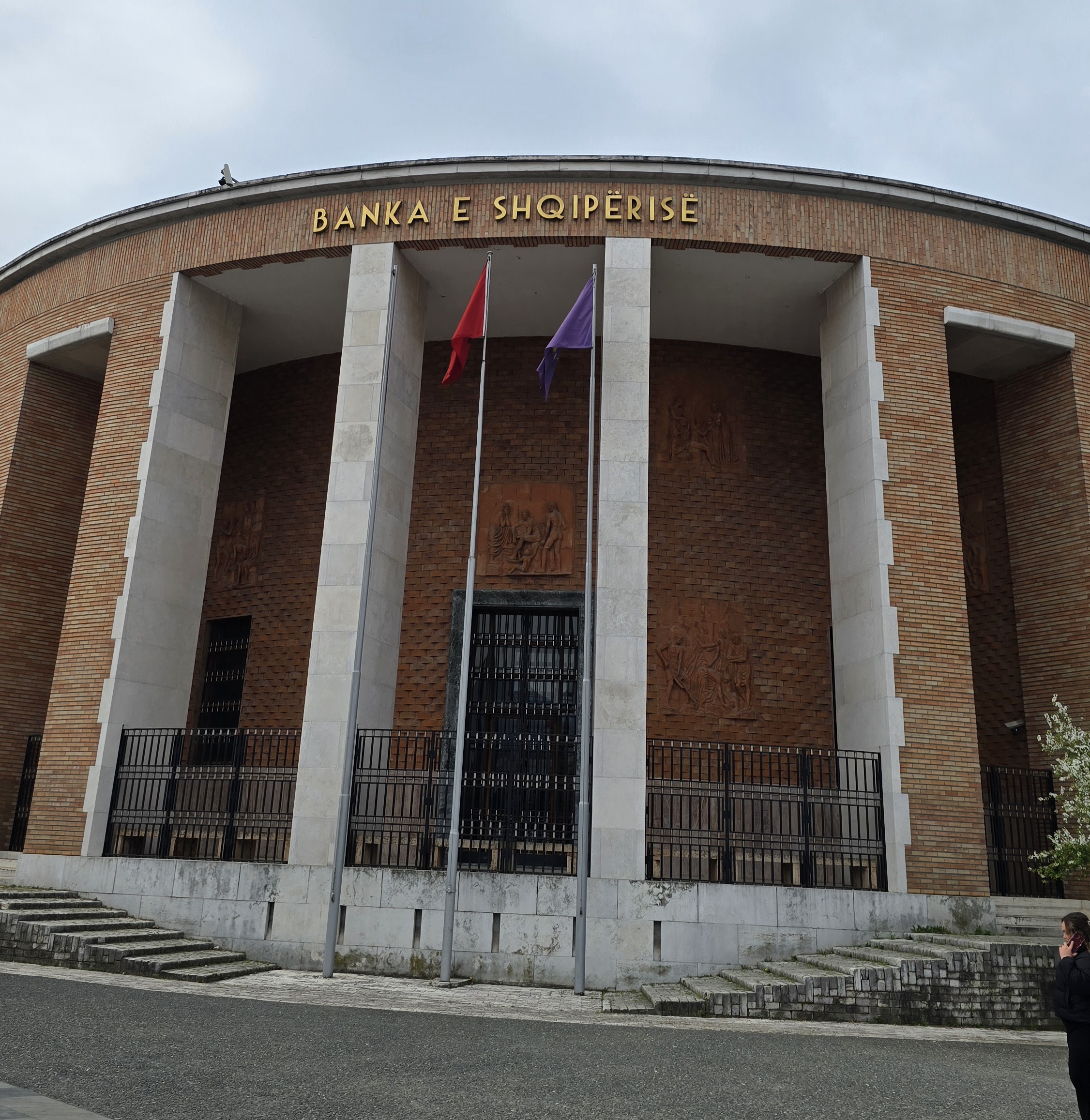 Miratohet ligji i ri për Bankën e Shqipërisë